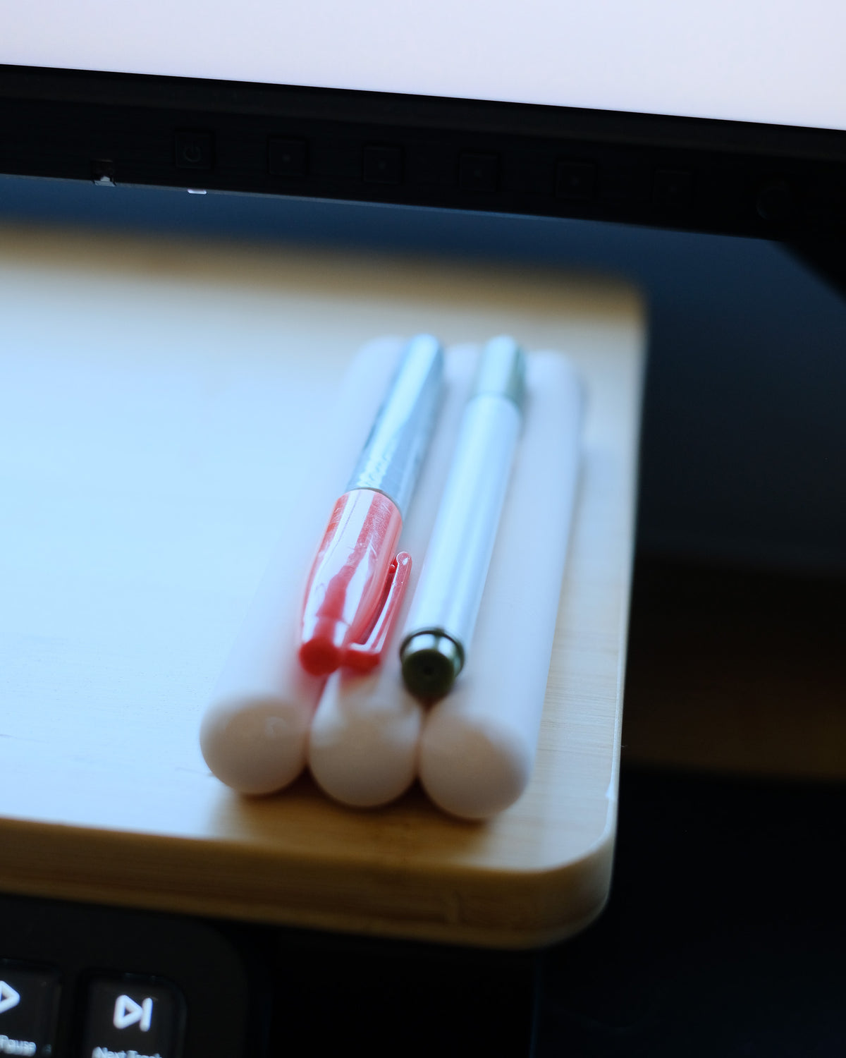 Minimalist Pen Tray real photo - on desk with pens