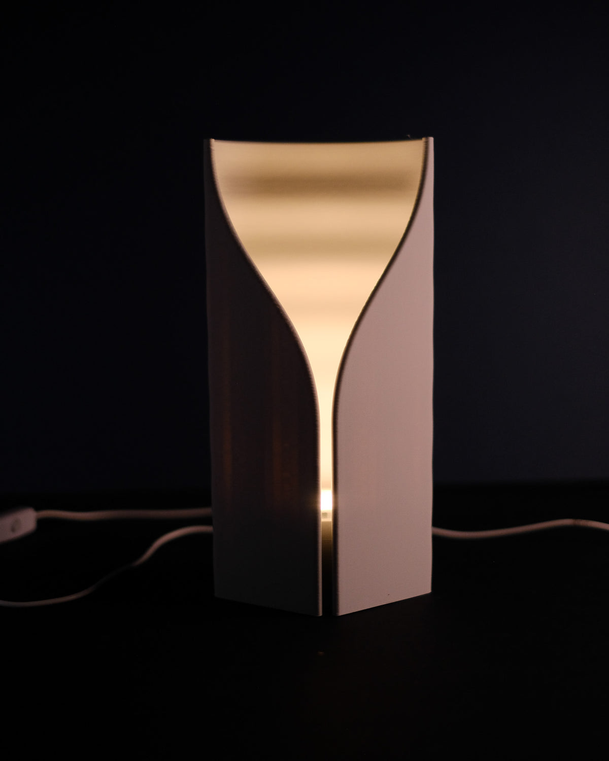 Ripple Accent Lamp - DSCF0466 product photo