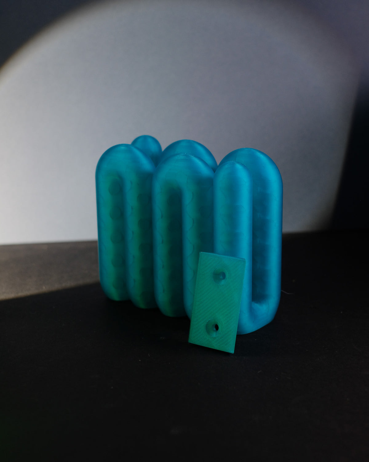 Wall-Mounted Wibble Laptop Stand - photo 2