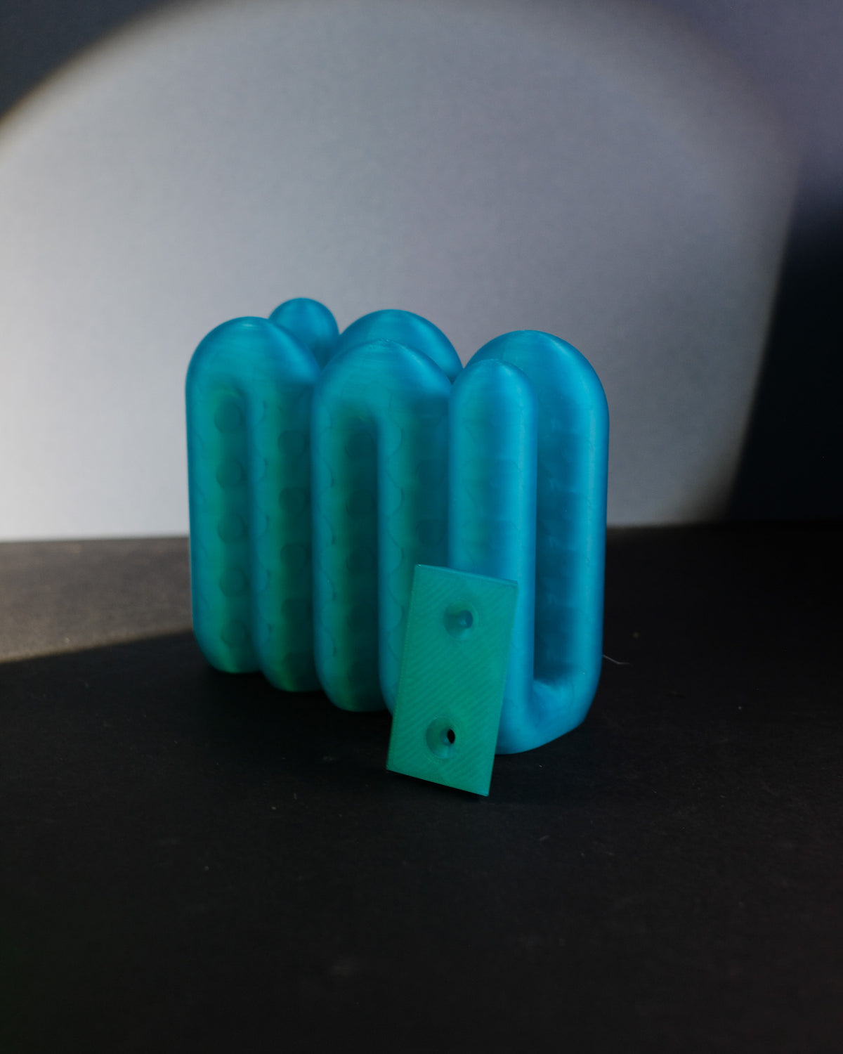 Wall-Mounted Wibble Laptop Stand - photo 3
