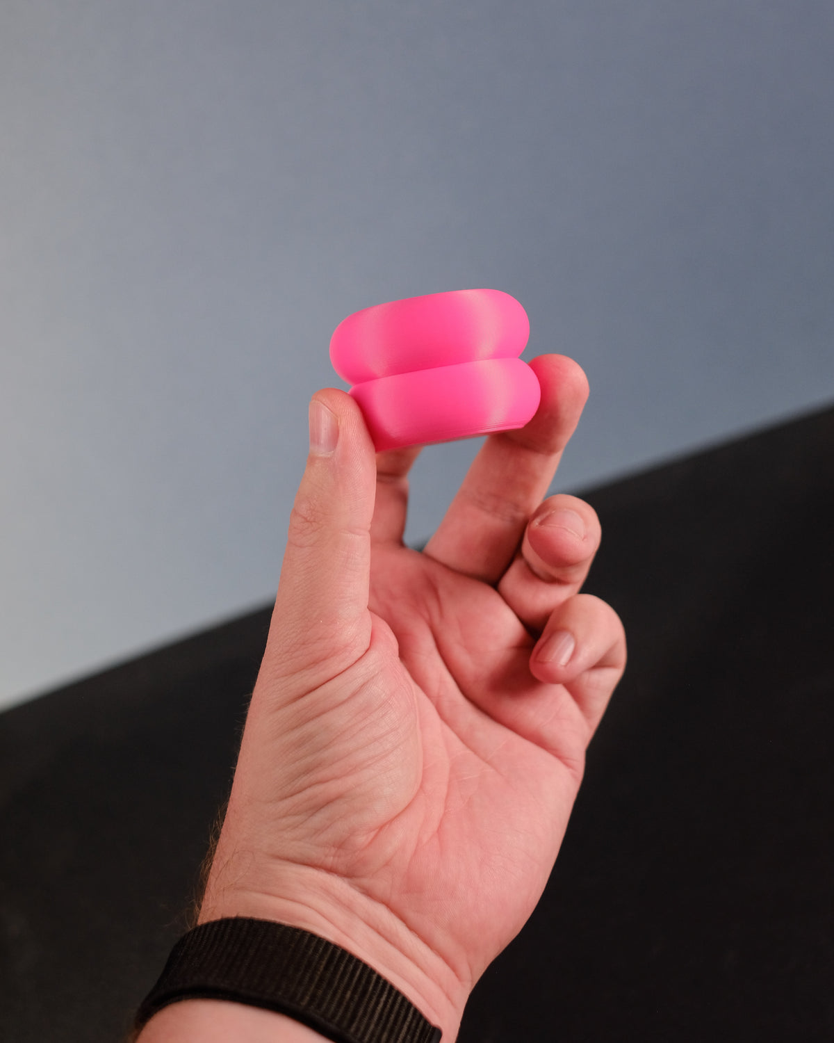 Double Donut Cabinet Handle pink hand held top