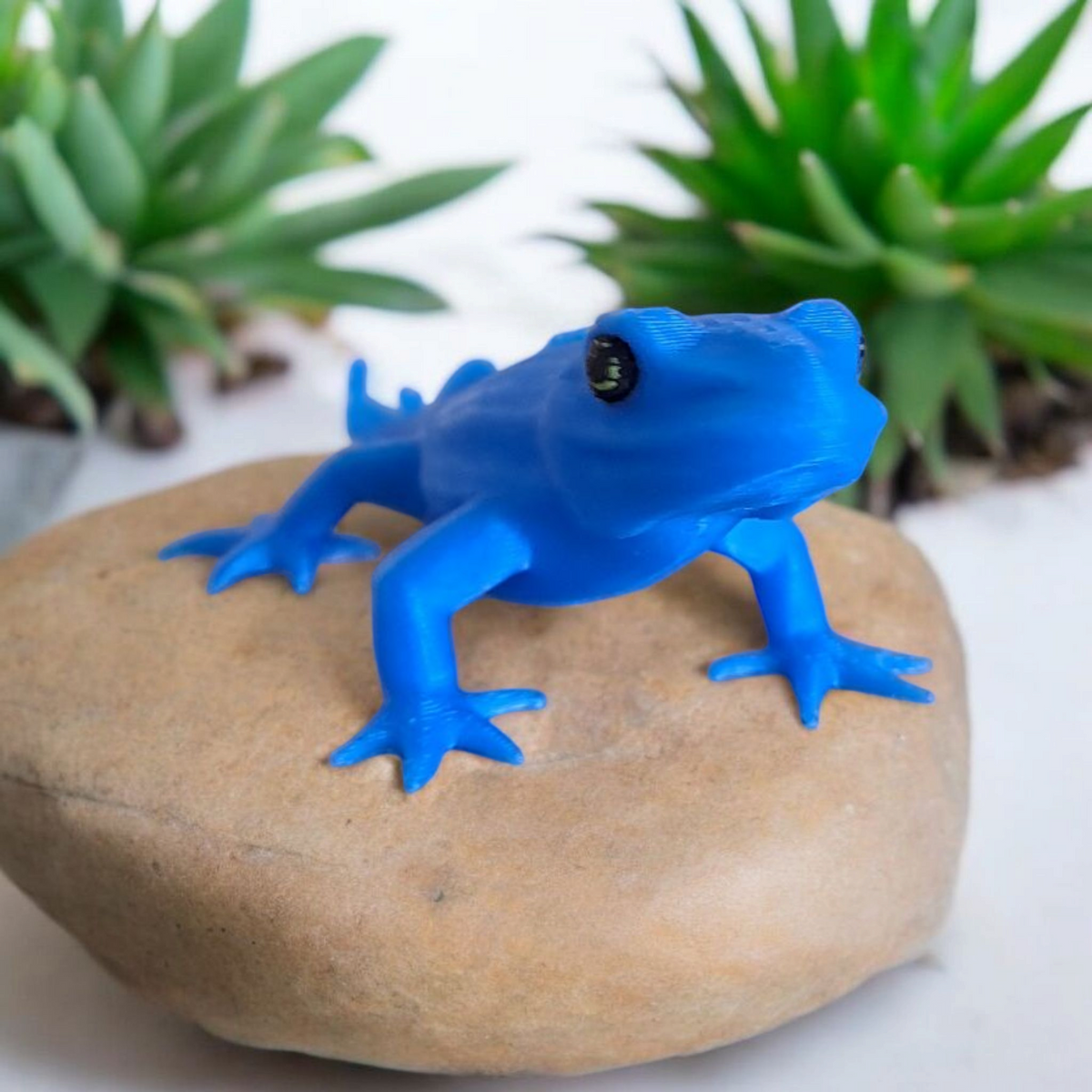 Tiny Legend Gecko-Dragon Figurine