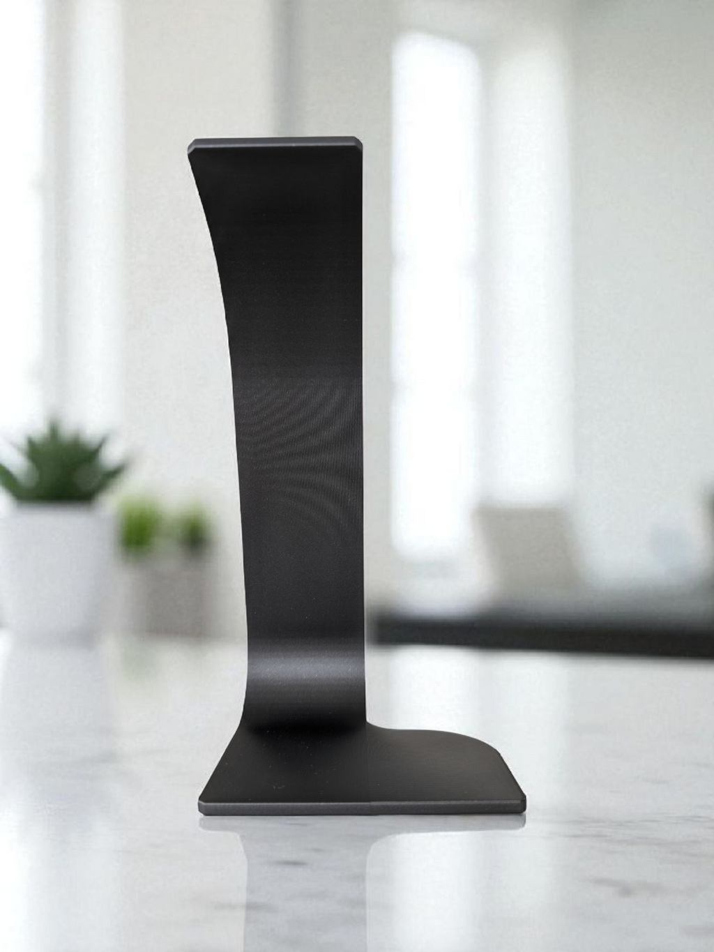 “Swing” Headphone Stand