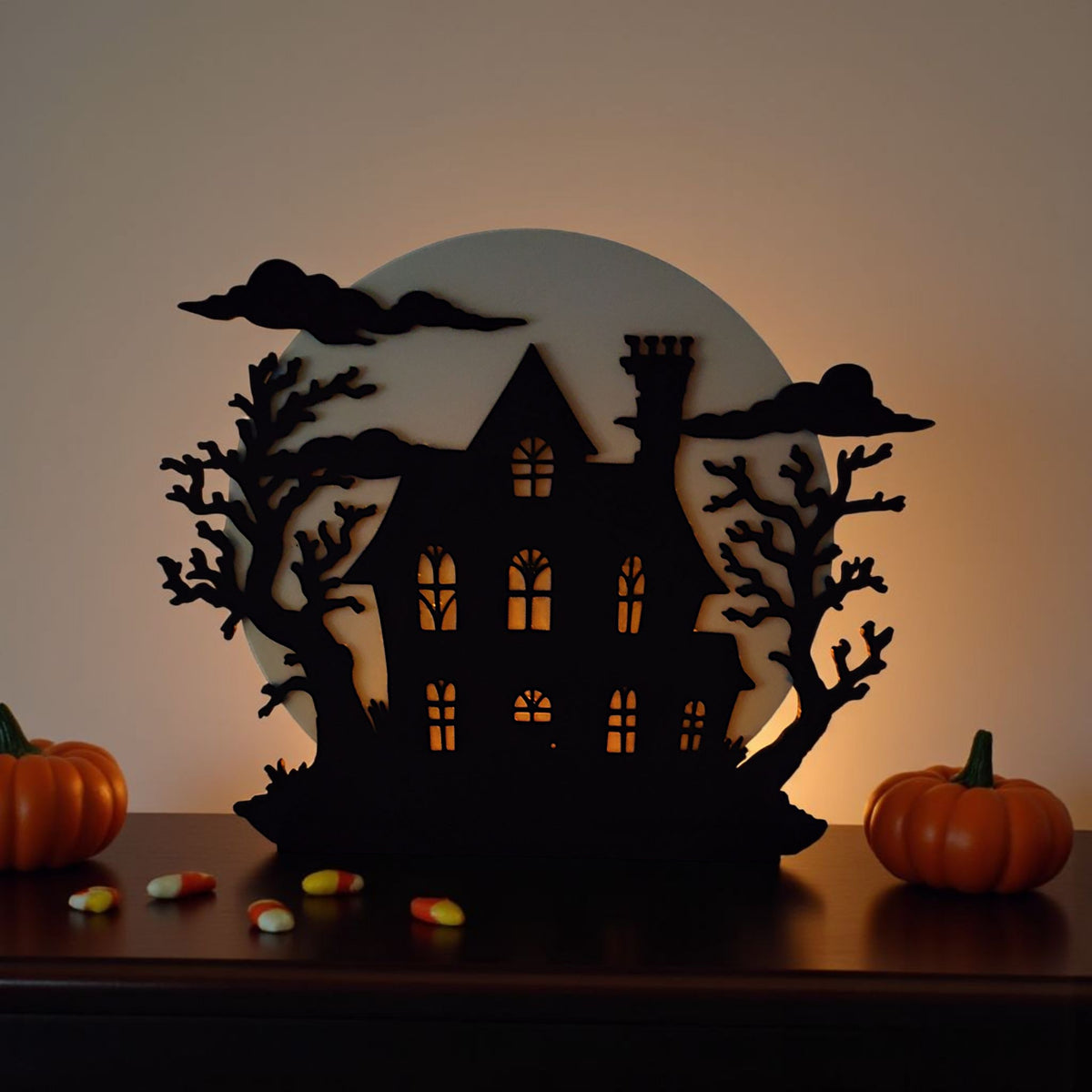 Haunted house decoration product shot 10