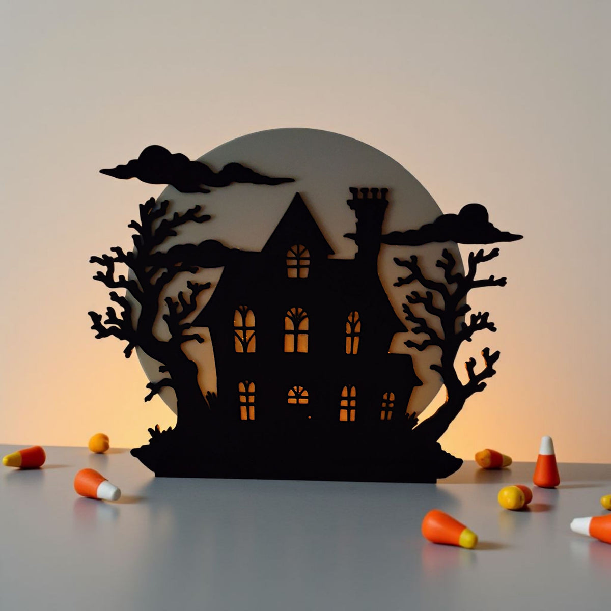 Haunted house decoration product shot 9