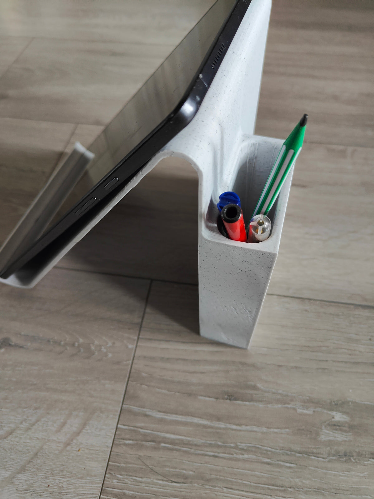 Tablet Stand with Pen Holder