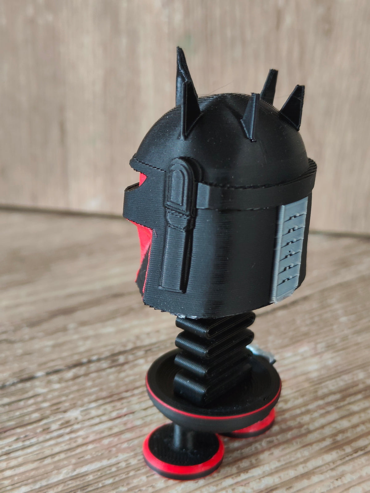 Star Wars Moff Gideon Beskar Armor Springie