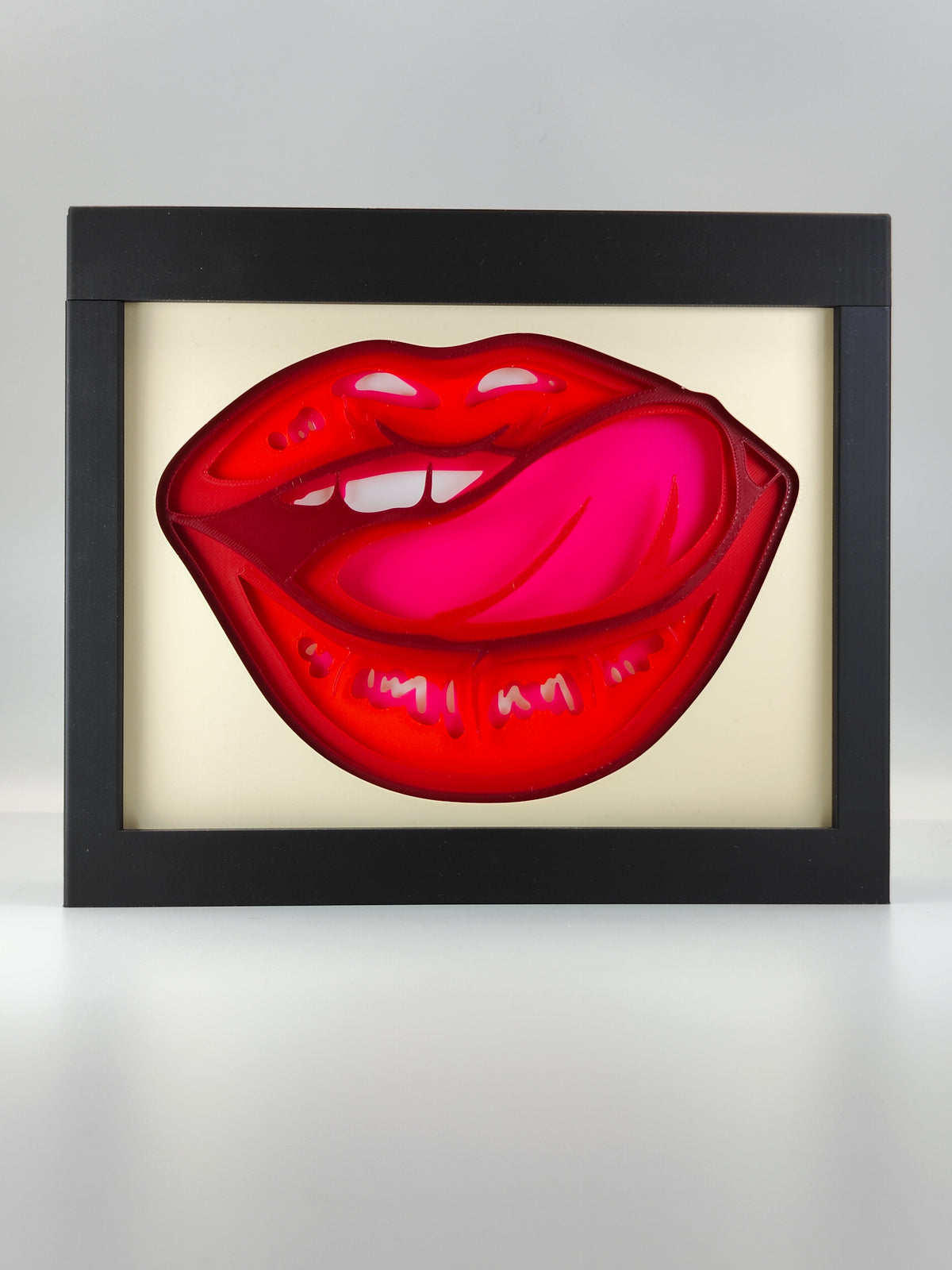 Lips shadow box - front view on white surface