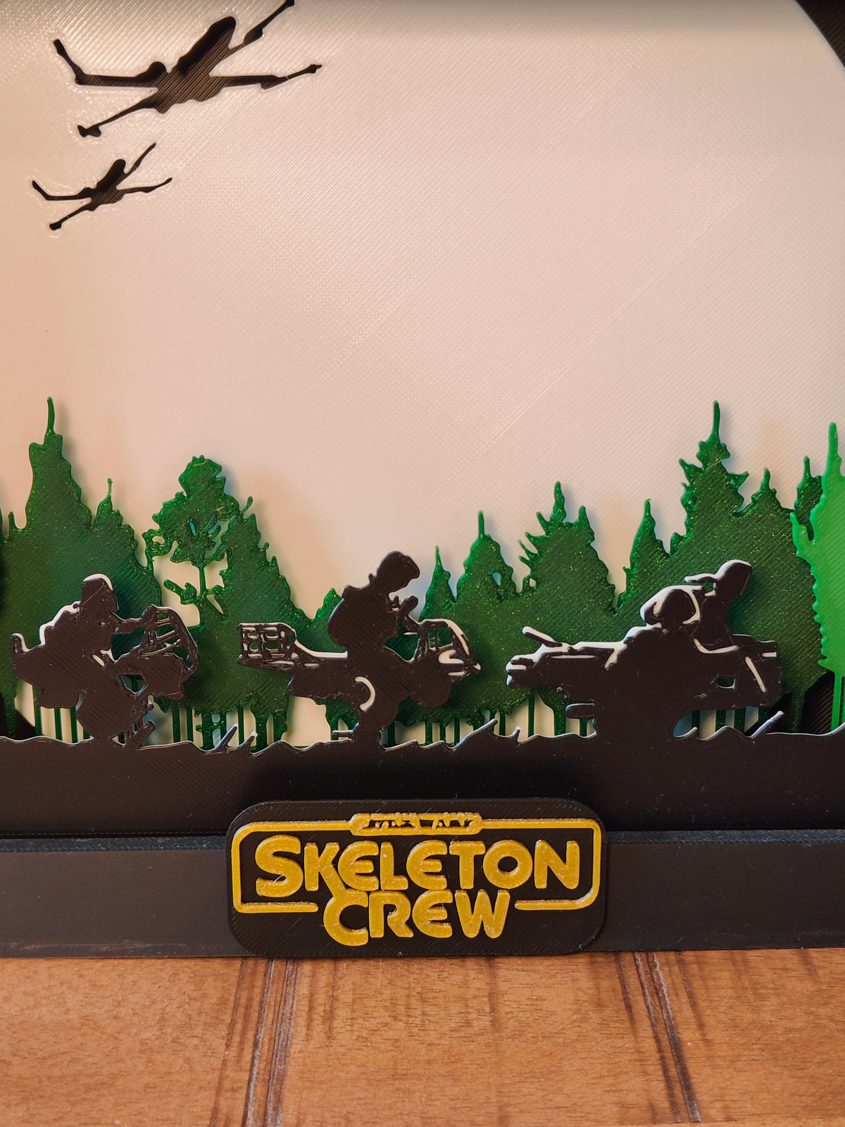 Star Wars - Skeleton Crew Shadow Box