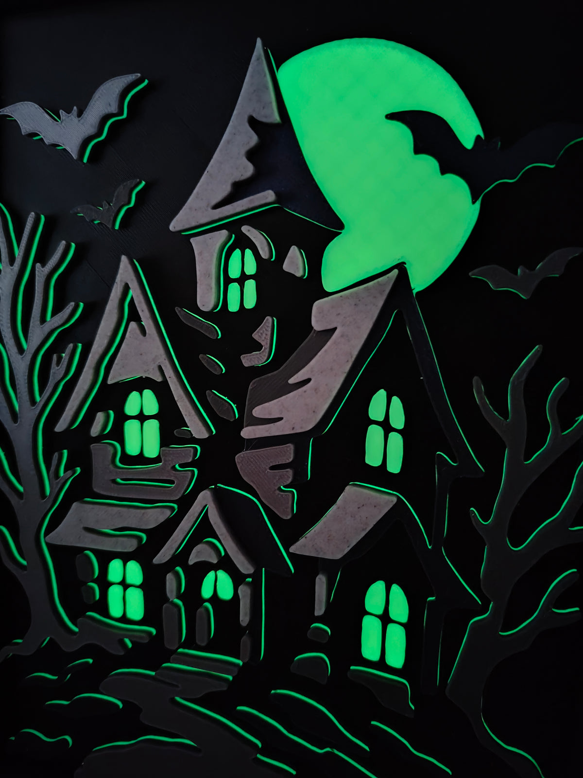 Halloween in Layers: The Haunted Manor