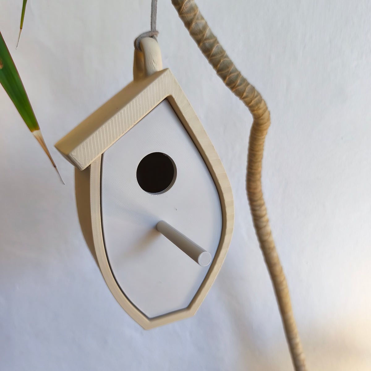 Front view of hanging Tree Leaf Birdhouse