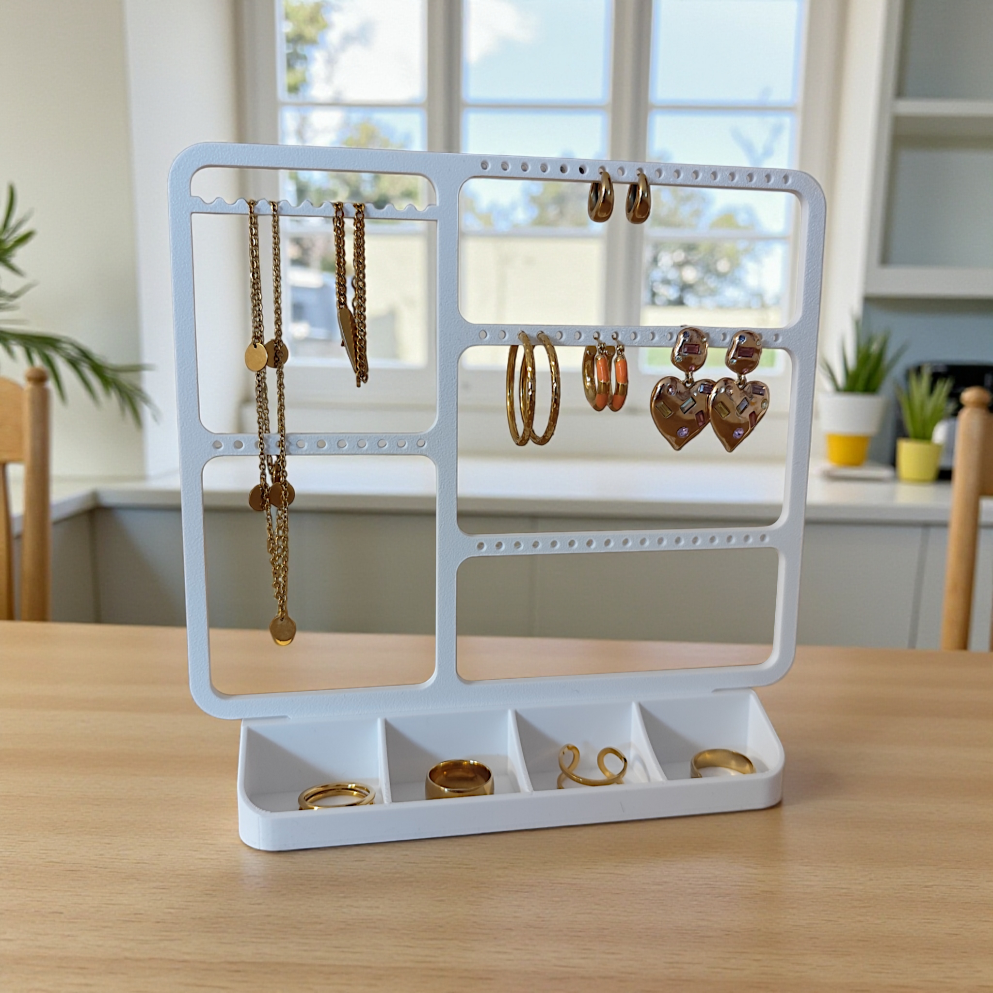 Modern jewelry organizer