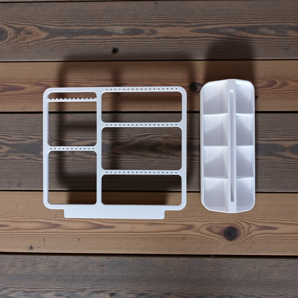 Modern jewelry organizer