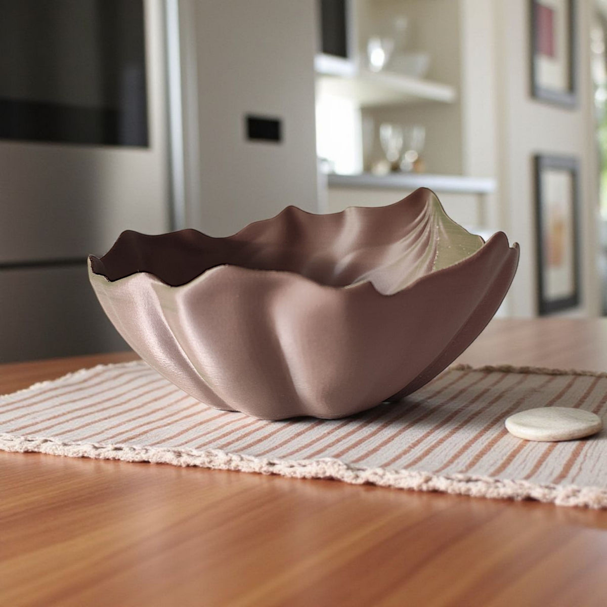 Curled Leaf Bowl — Autumn-Inspired Decorative Bowl