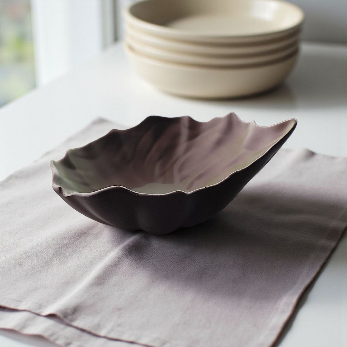 Curled Leaf Bowl — Autumn-Inspired Decorative Bowl