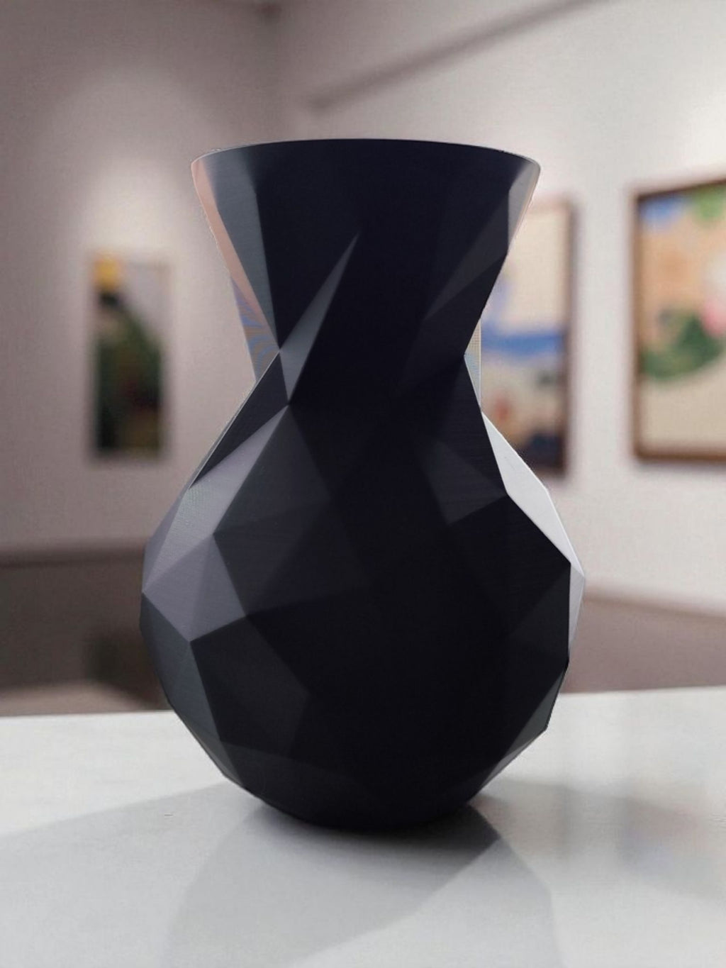 Low poly vase