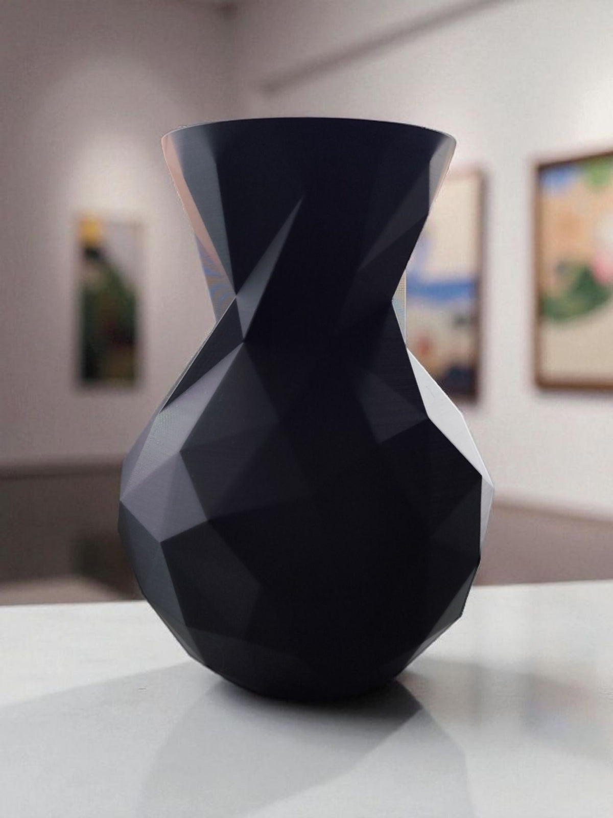 Low poly vase