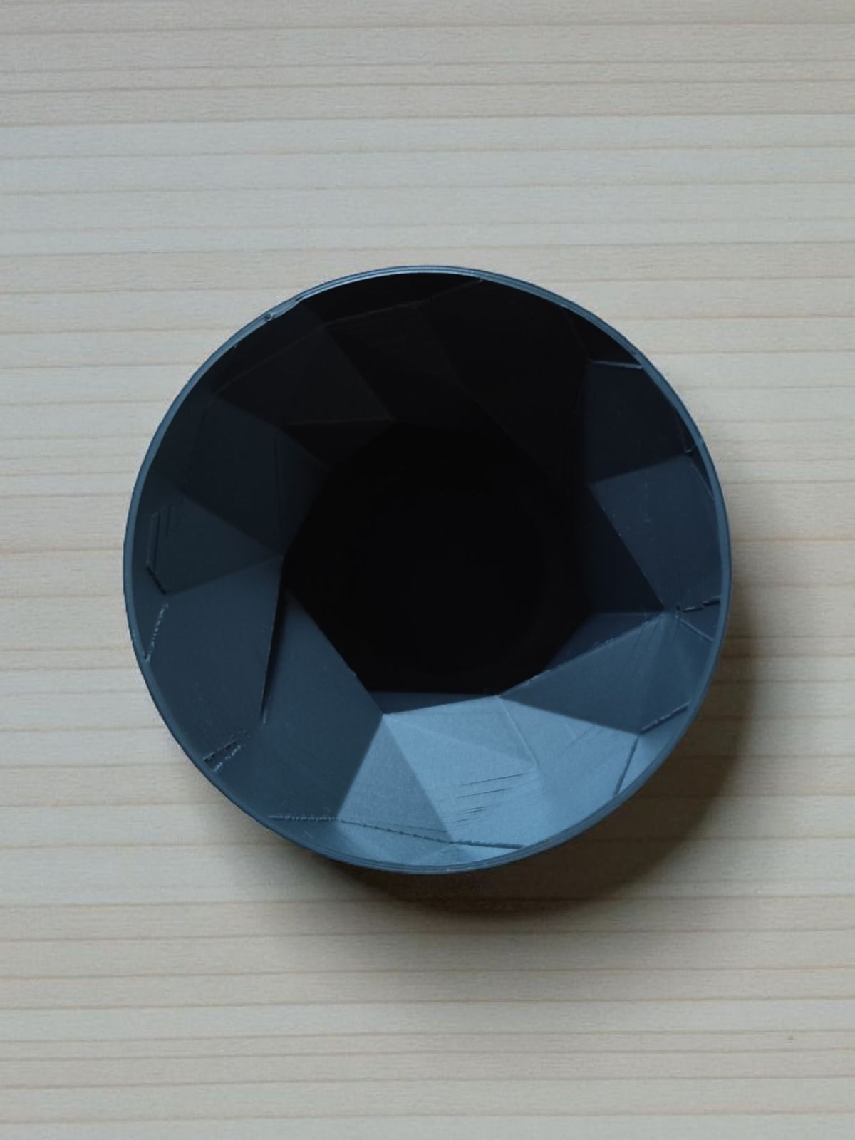 Low poly vase