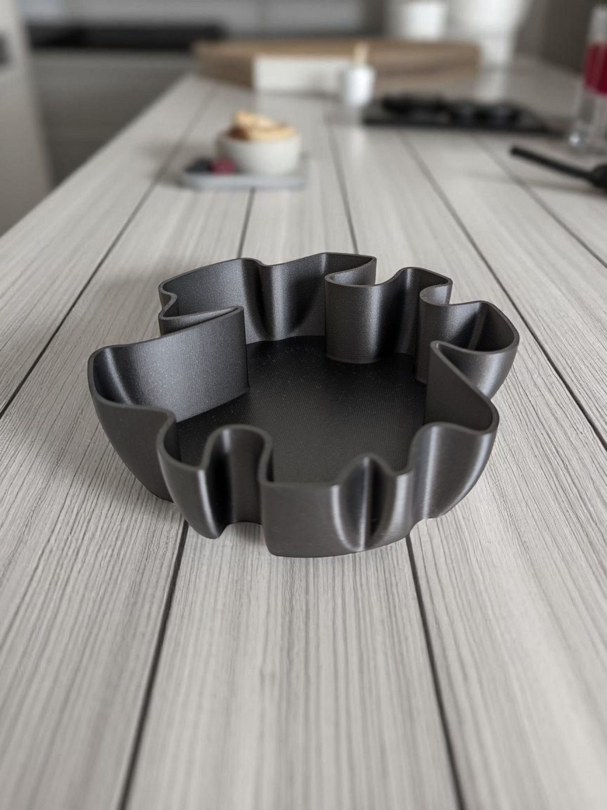 Organic Flow Catchall Bowl — Nature-Inspired Modern Decor