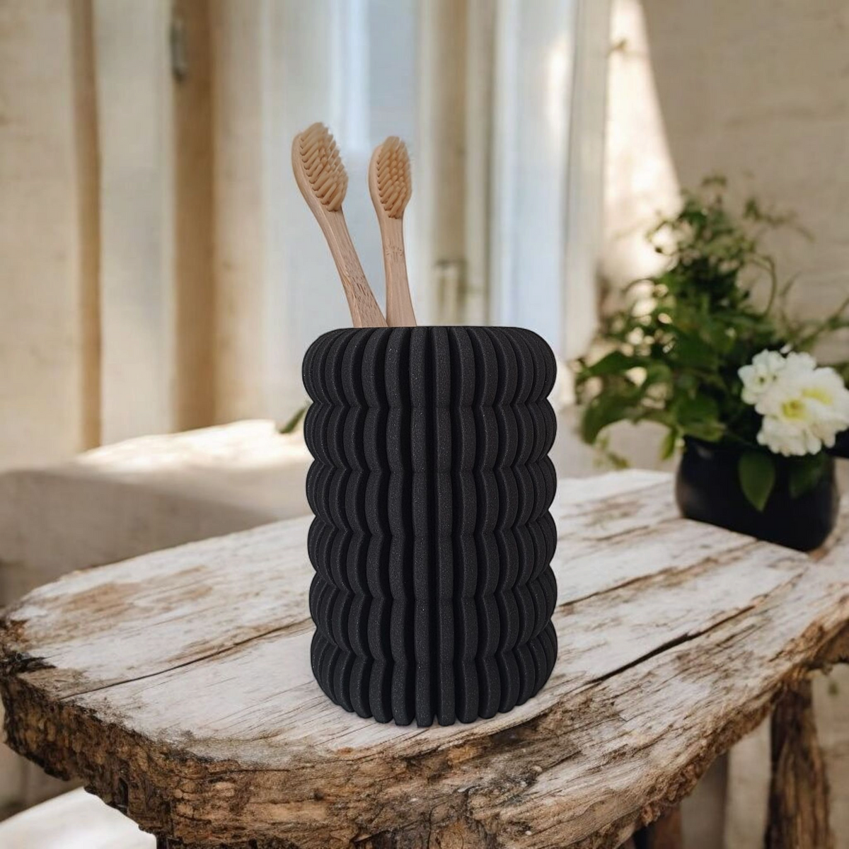 Twice the Style, Twice the Function – A Duo of Holders for Toothbrushes, Pens and Utensils