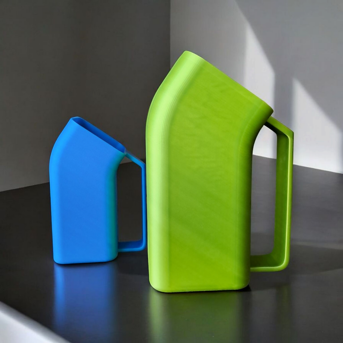 Modern Curved Pet Food Scoop