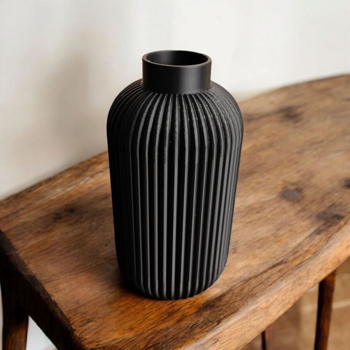 Ribbed Minimalist Vase