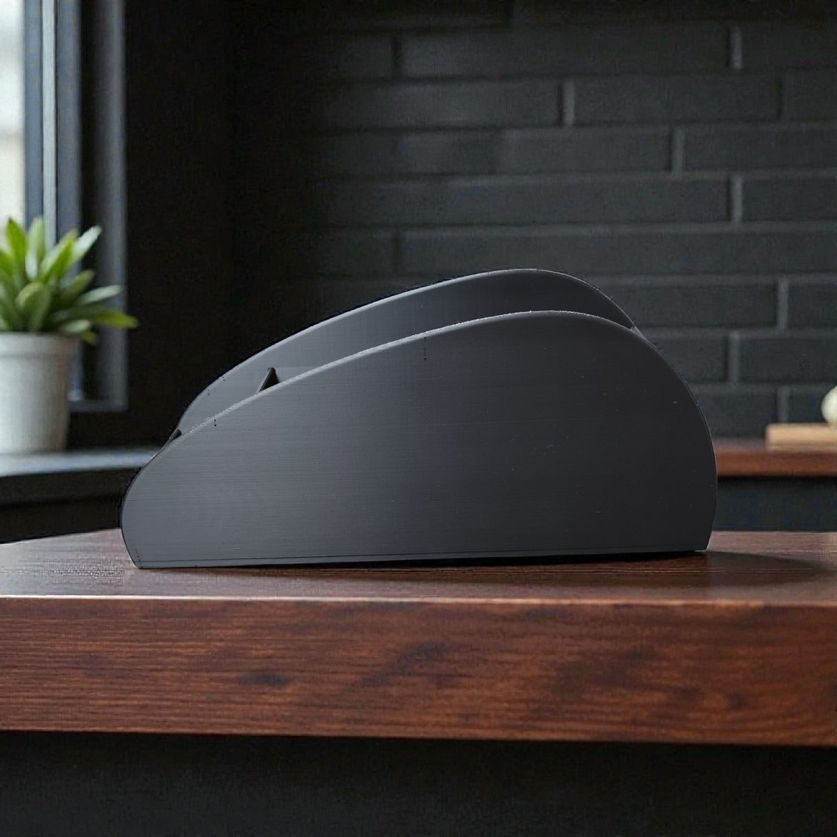 Curved Remote Control Organiser