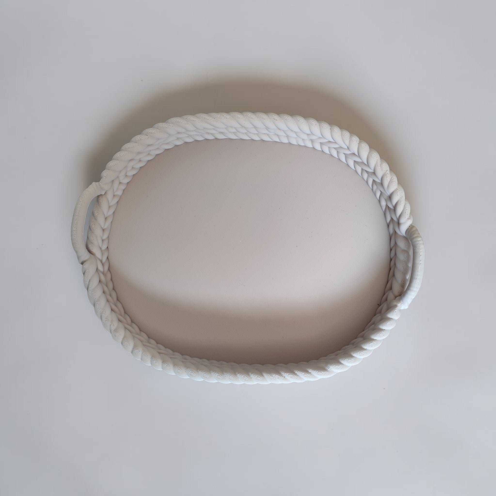 Natural-Looking Rope Tray