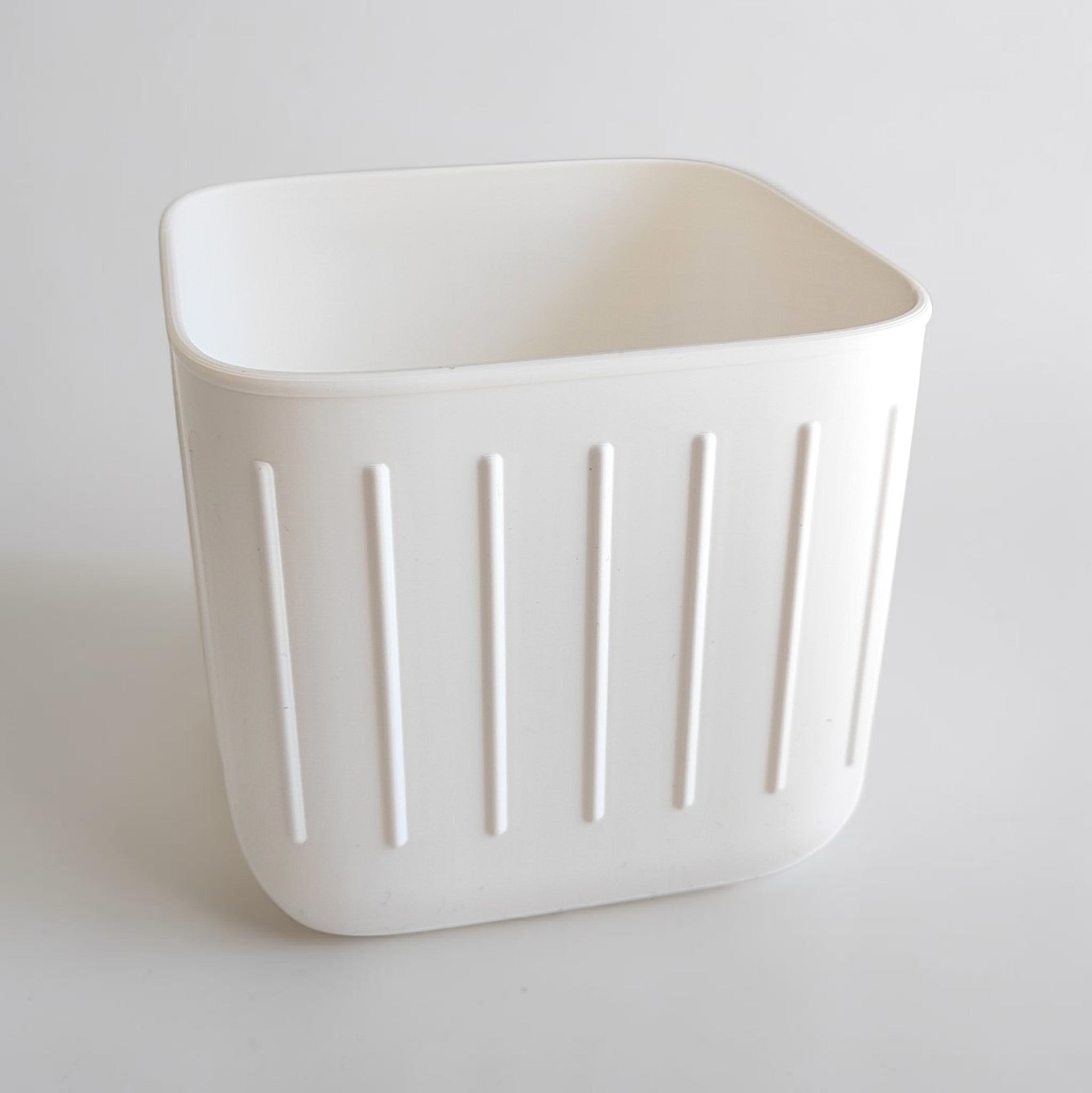 Scandinavian plant pot pair