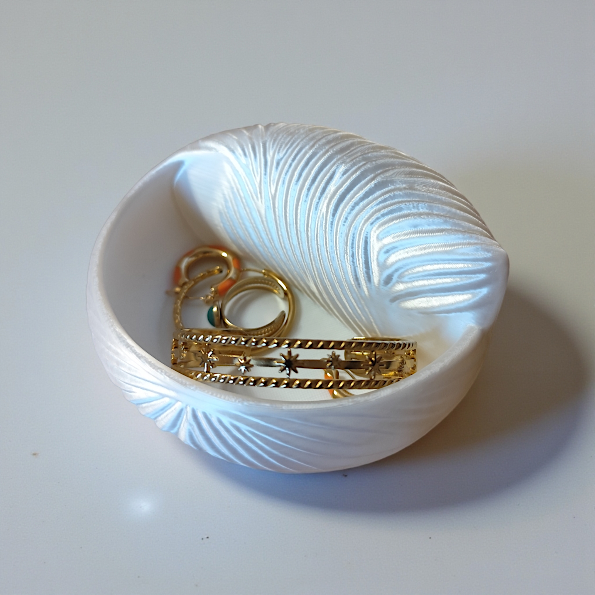 Sweet little seashell jewelery bowl