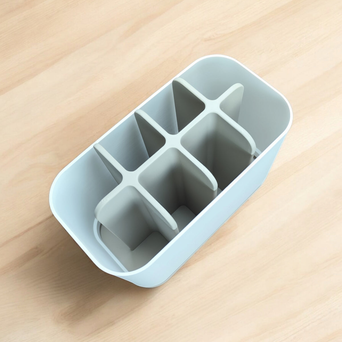 The Modern Two-Tone Bathroom Organizer