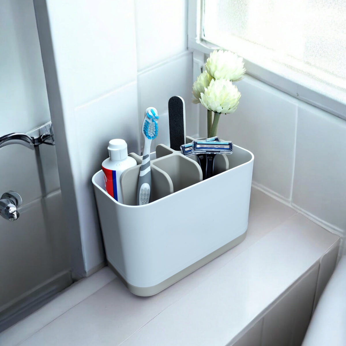 The Modern Two-Tone Bathroom Organizer