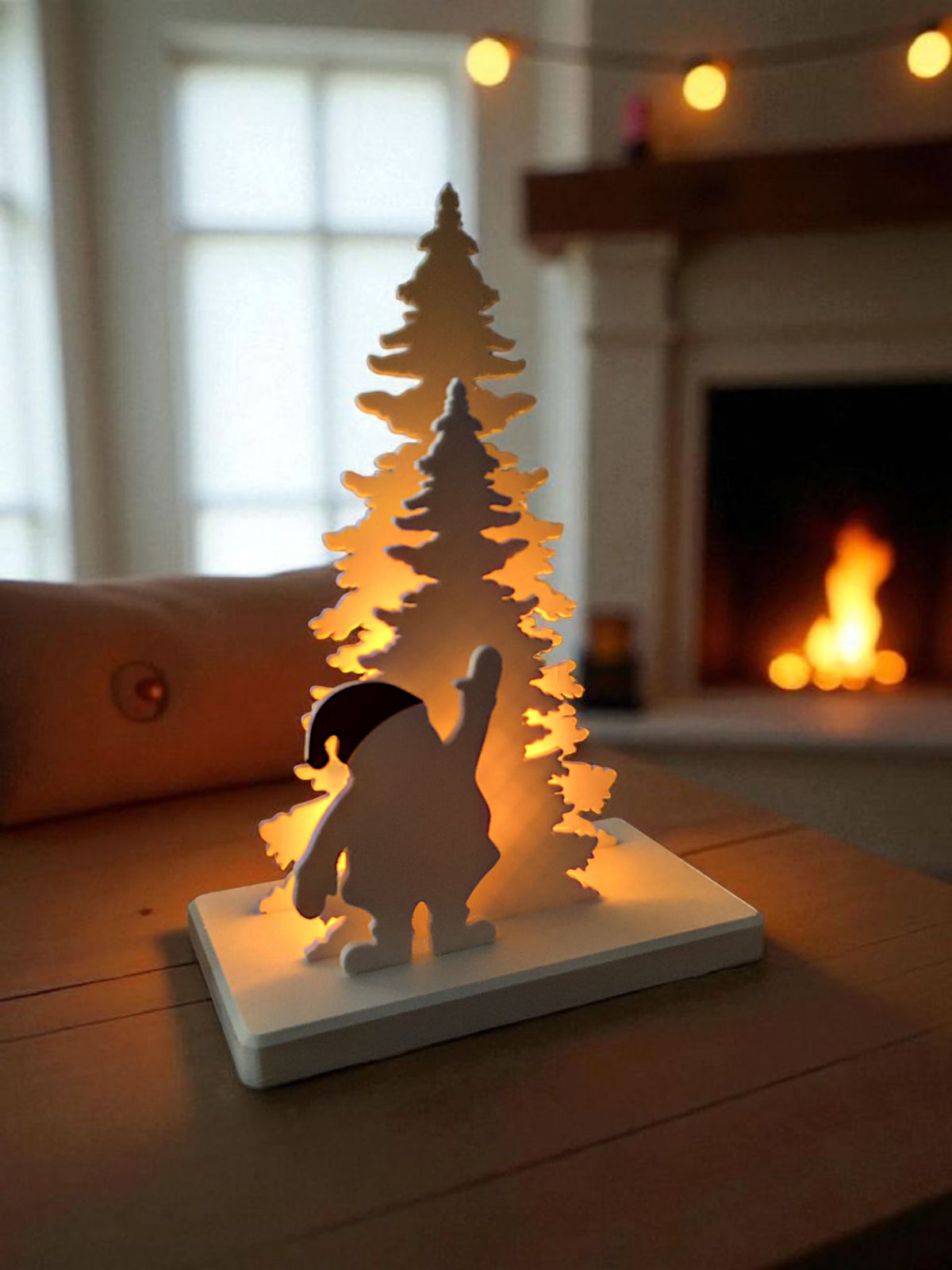 Santa Claus tree scene product shot 9