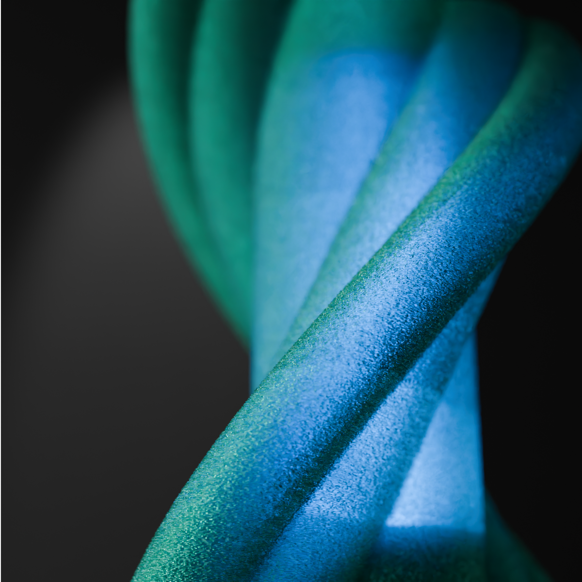 TwistForm Table Lamp